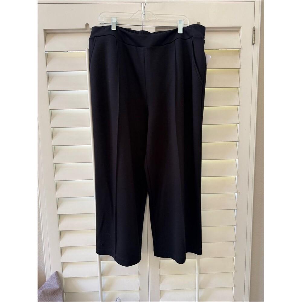 Scuba Black Wide Cropped Leg Pants - Picture 1 of 5